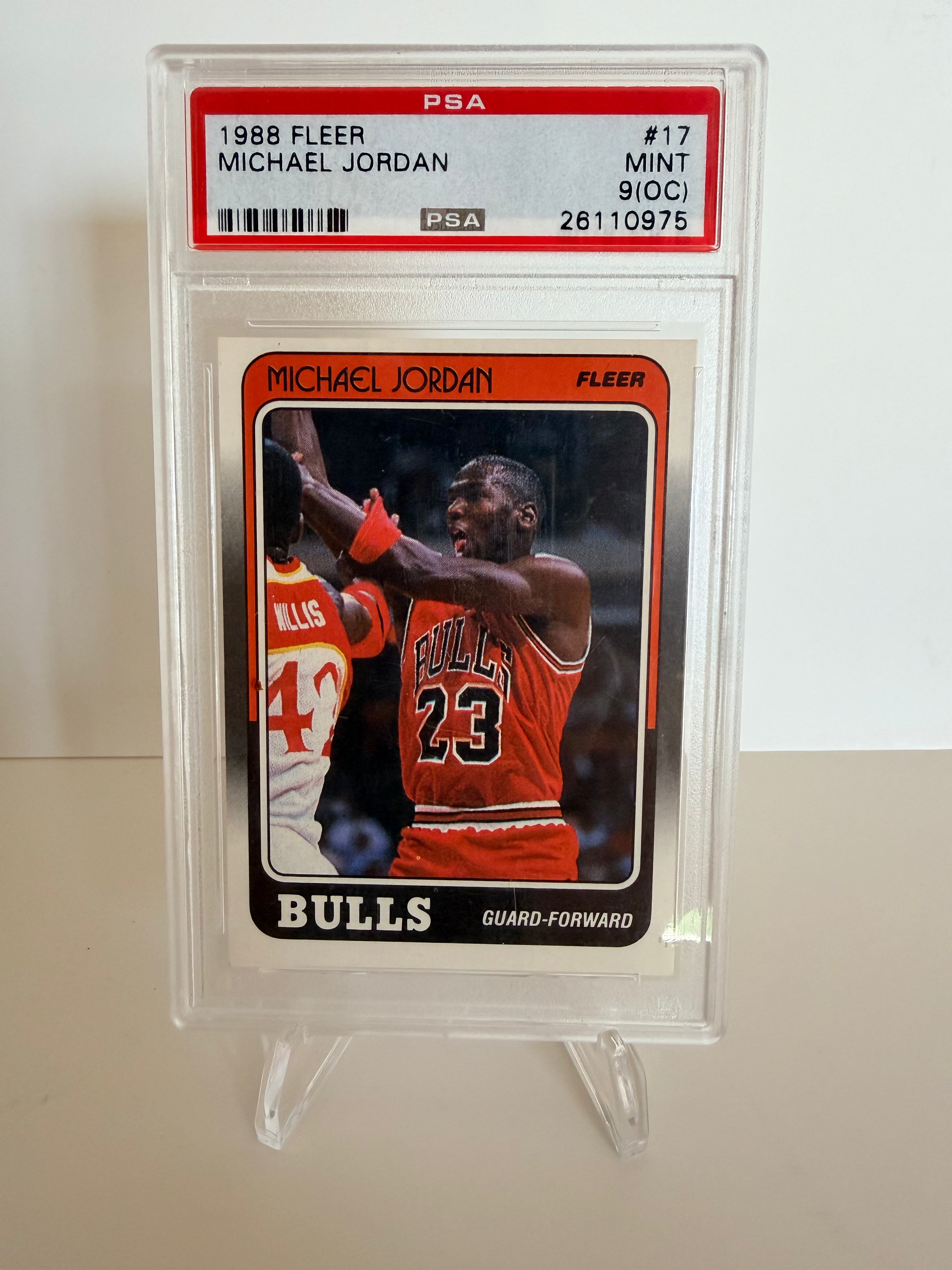 1988-1989 Fleer Michael Jordan card #17 PSA 9