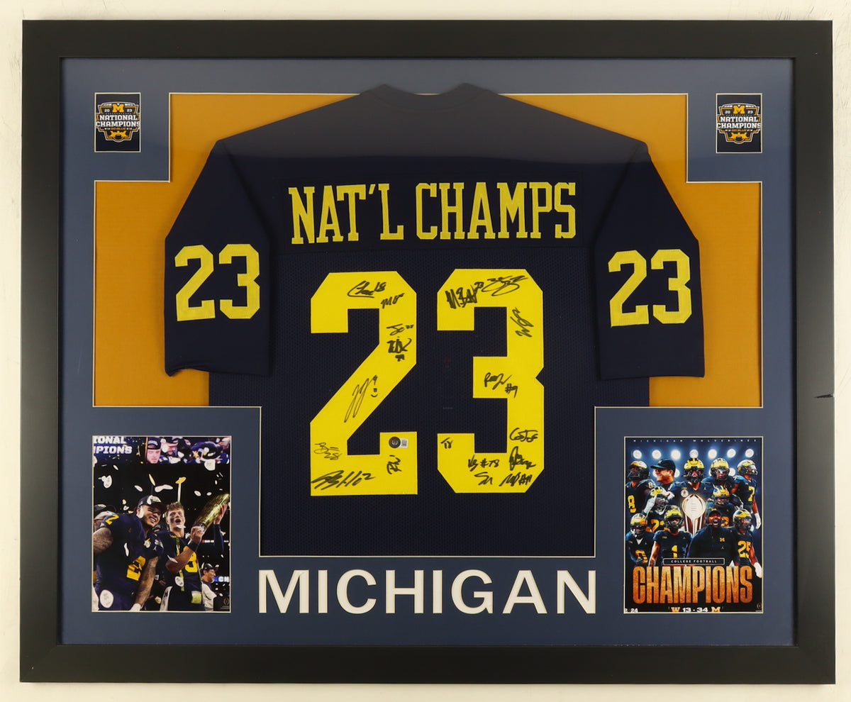 2023 Michigan Wolverines National Champions CUSTOM Framed Jersey Display Signed by 18 - Beckett Item: 2023 N