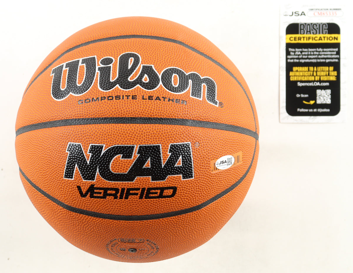 Yaxel Lendeborg Autographed NCAA Basketball — Michigan Wolverines